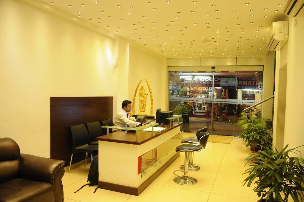 Hotel Sri Krishna Residency Удипи Экстерьер фото