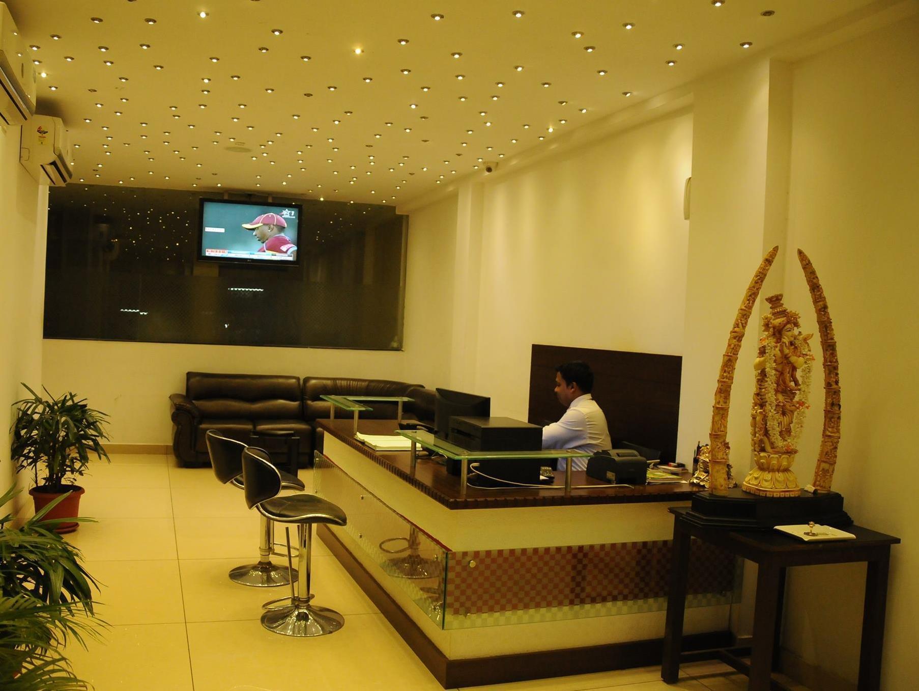 Hotel Sri Krishna Residency Удипи Экстерьер фото