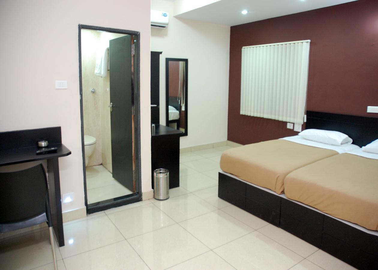Hotel Sri Krishna Residency Удипи Экстерьер фото